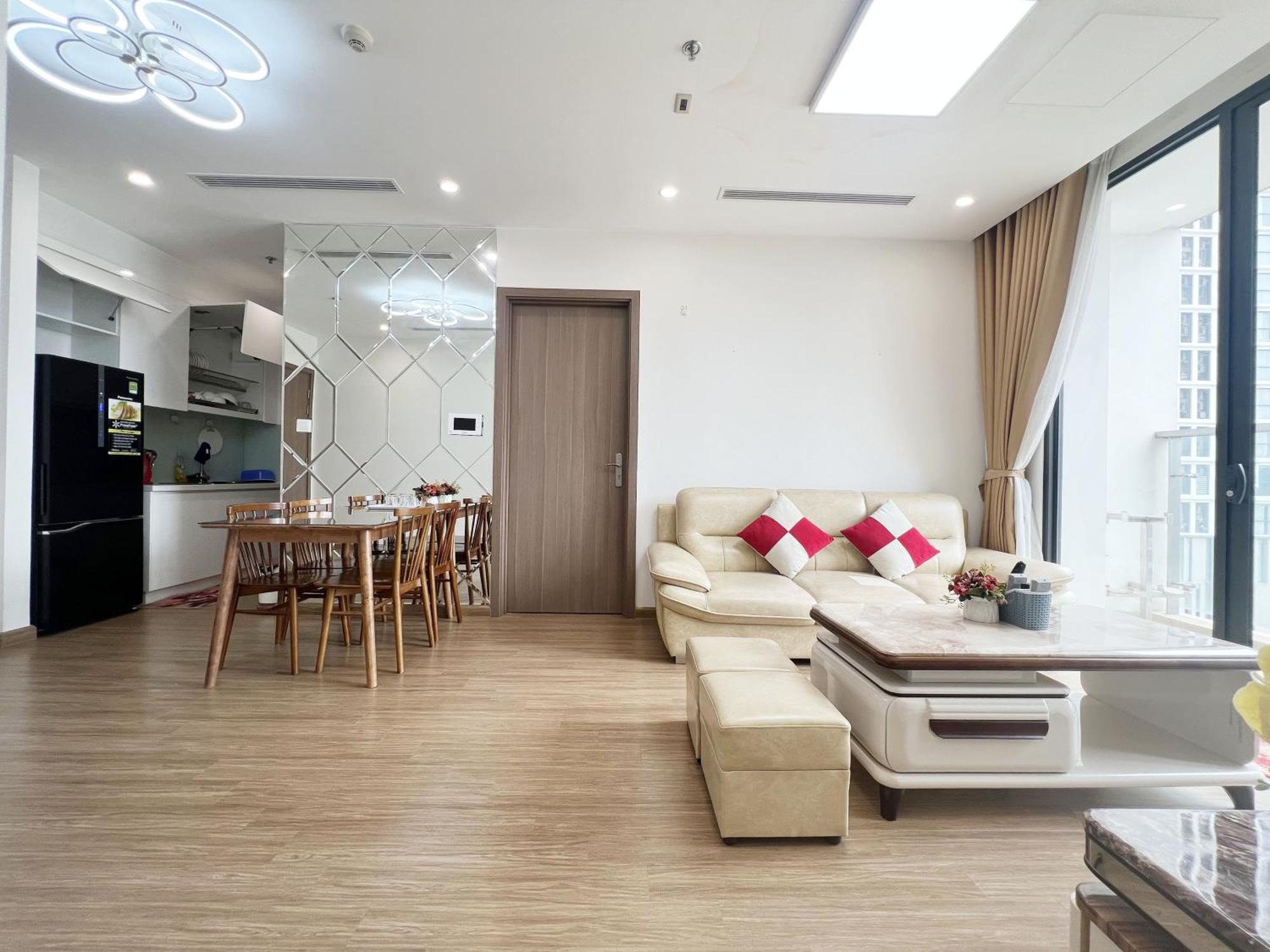 Luxury Apartment Vinhomes Skylake ハノイ市 エクステリア 写真