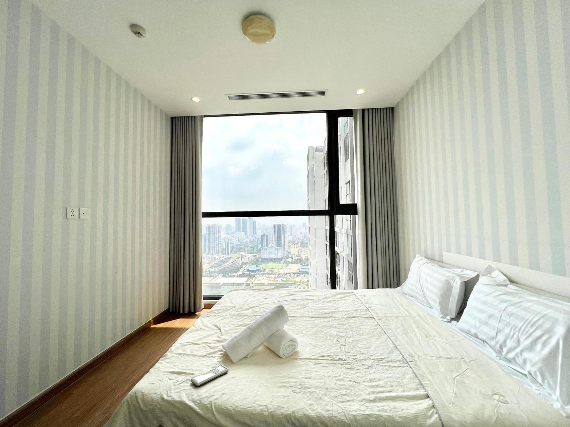 Luxury Apartment Vinhomes Skylake ハノイ市 エクステリア 写真