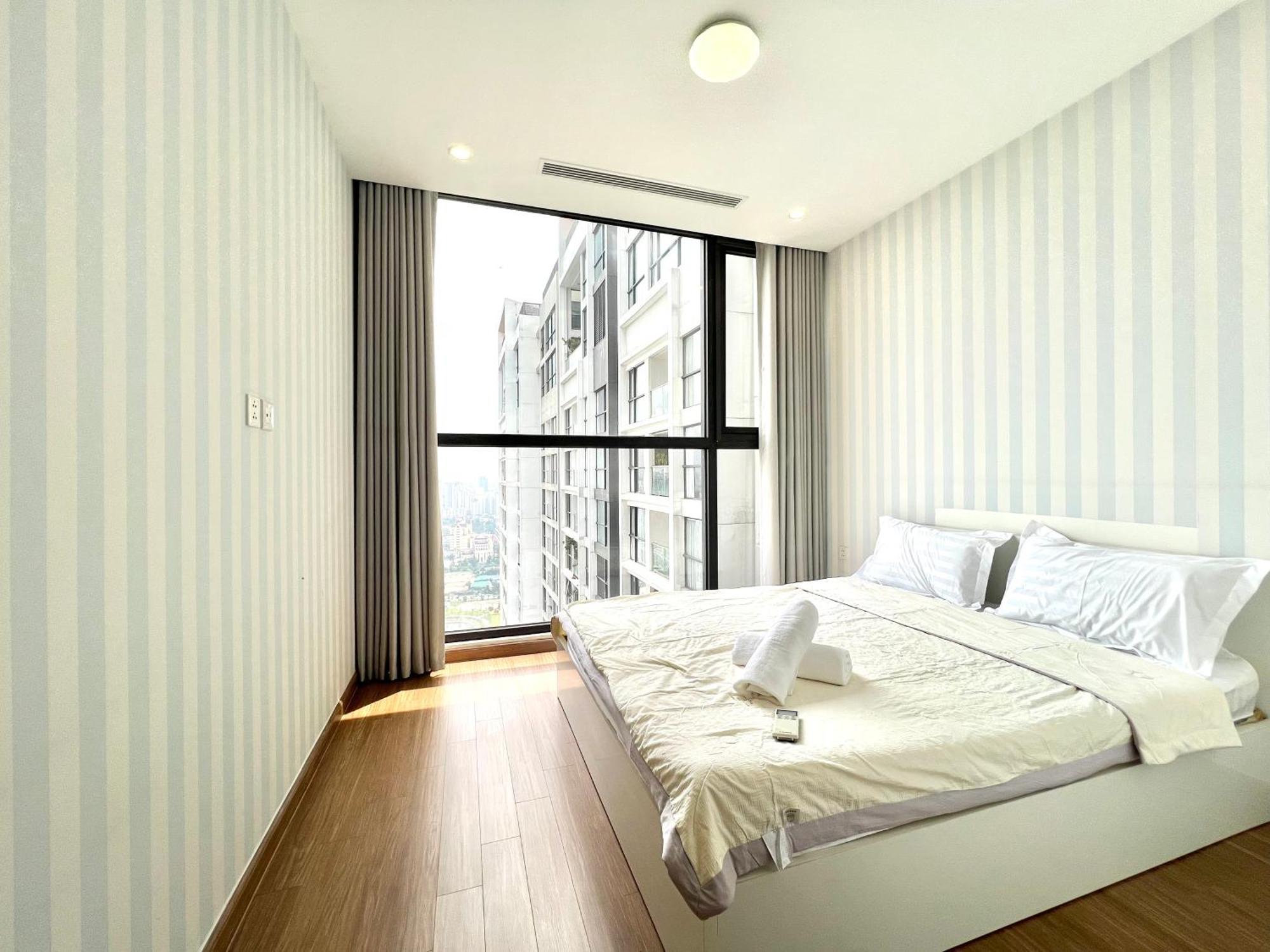 Luxury Apartment Vinhomes Skylake ハノイ市 エクステリア 写真